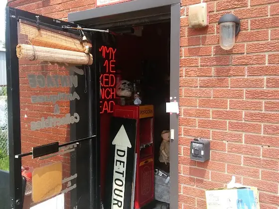 Scott's Vintage Antiques and Collectibles