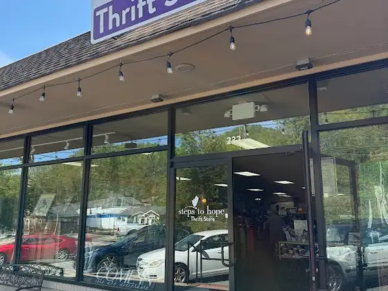 Second Chance Thirft Store - Steps to Hope