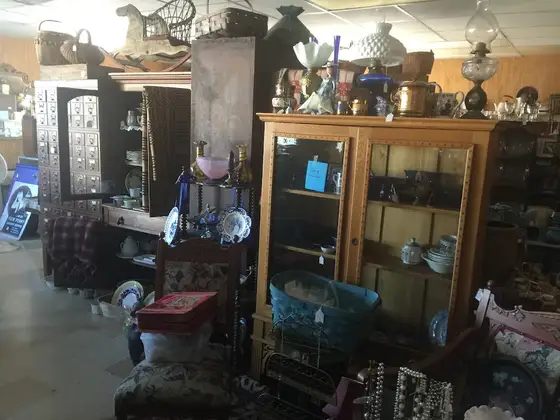 Shamrock's Antiques