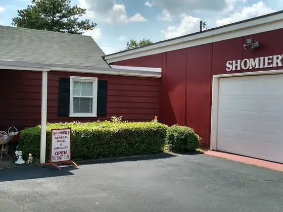 Shomier's Antiques Shop
