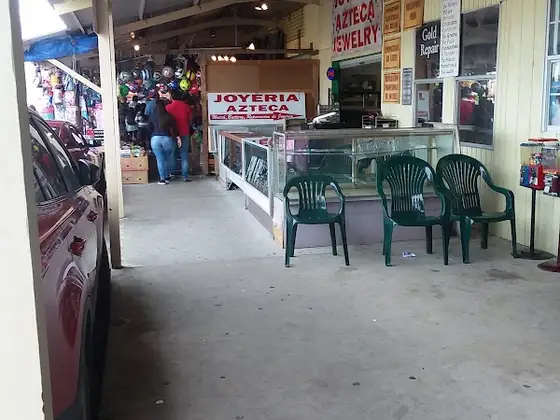 Sinta Flea Market in Aldine, TX