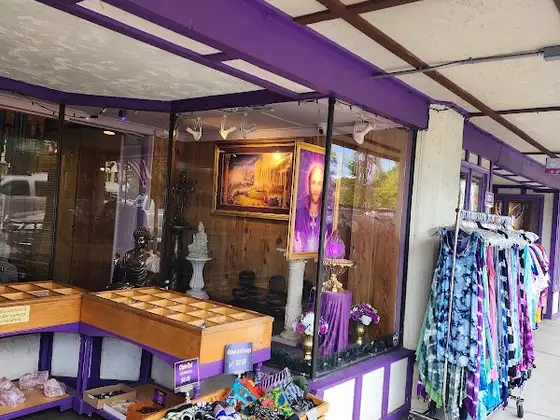 Siskiyou Humane Society Thrift Store