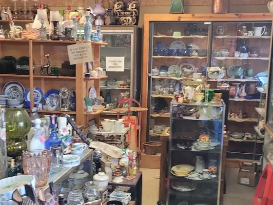 Smith's Antique & Second Hand