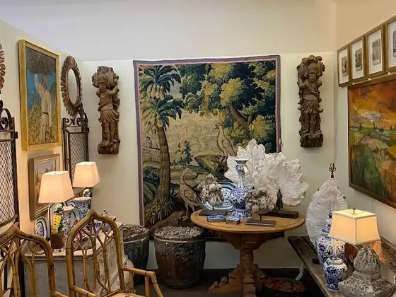 Snider Plaza Antiques