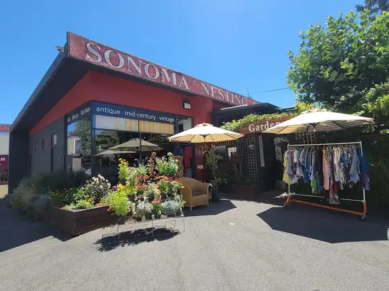 Sonoma Nesting Company
