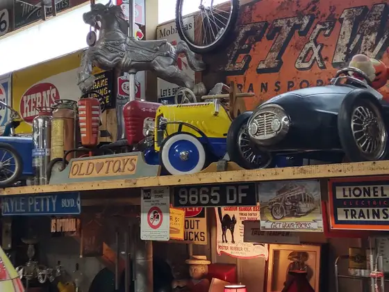 Sparkling Clean Antiques