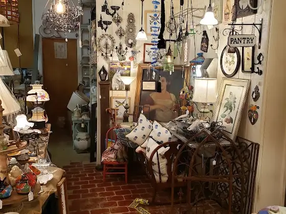 Star Antique