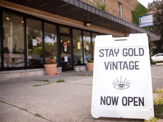 Stay Gold Vintage