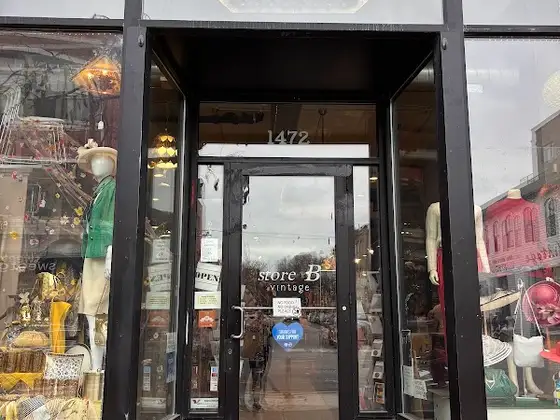 Store B Vintage