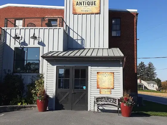 Strasburg Antique Market