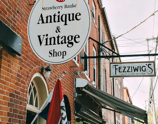 Strawbery Banke Antique and Vintage Shop