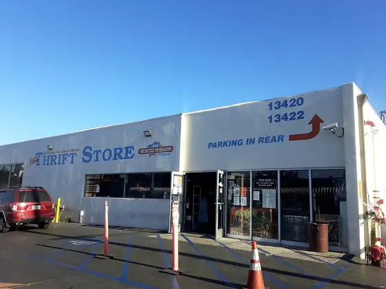 Super Thrift Store