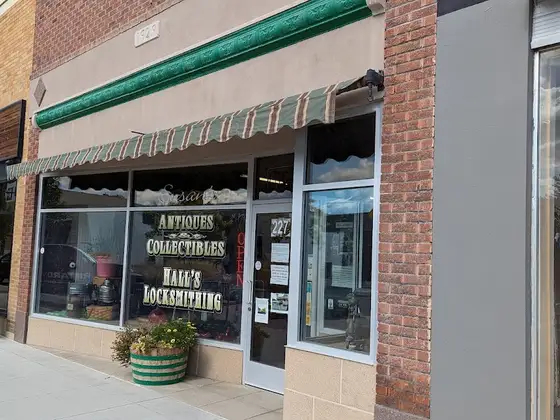 Susan’s Antiqes & Collectibles in Twin Falls, ID