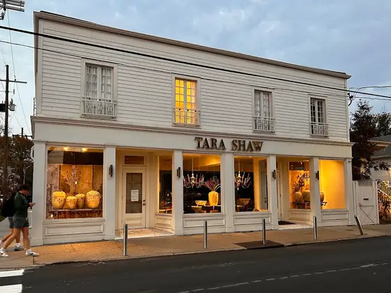 Tara Shaw Antiques Maison in New Orleans, LA