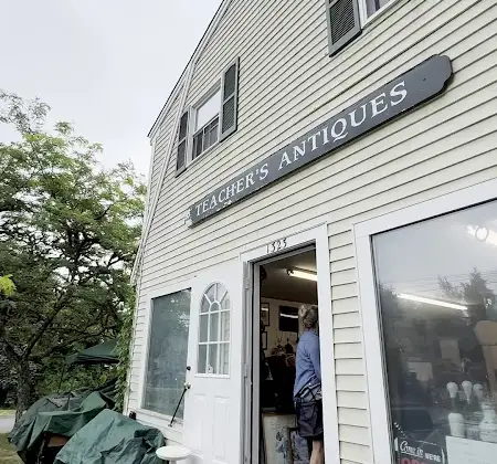 Teacher’s Antiques and Oriental Rugs