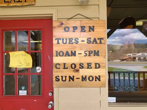 Teen Challenge of the Smokies Thrift Store