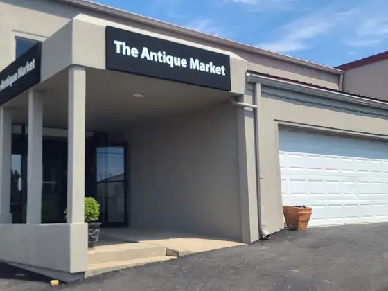 The Antiques Market