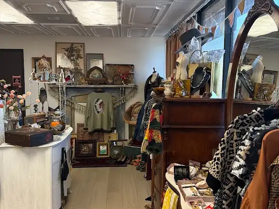 The Curated Chateau Vintage