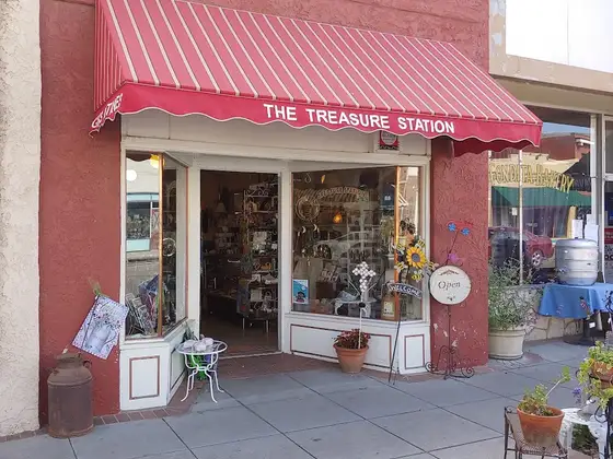 The Treasure Stationq