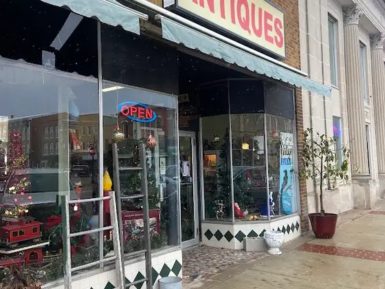 The Vintage Raven on Jefferson Street