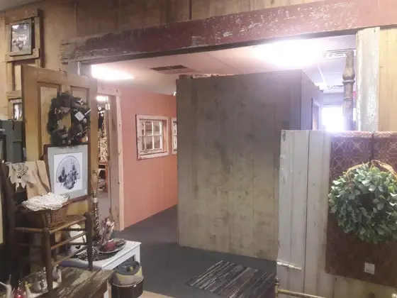 Theresa's Farmhouse Finds