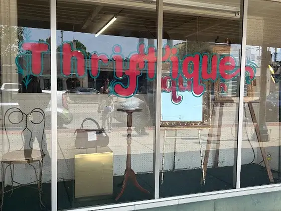Thiftique