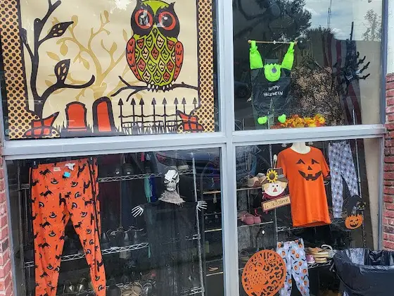 This & That Thrift Store