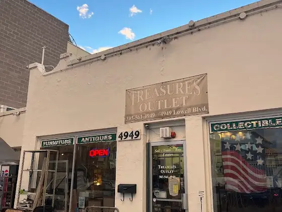 Treasures Outlet