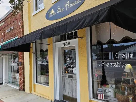 Trestle Side Antiques in Ringgold, GA