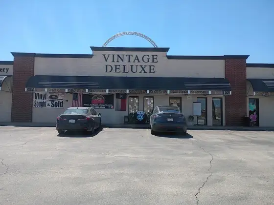 Vintage Deluxe