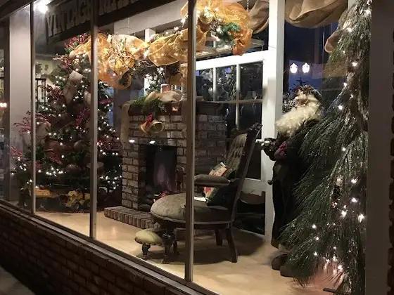 Vintage marketplace on 2nd street