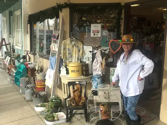 Vintage Rose Antiques