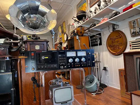 Waves Radios
