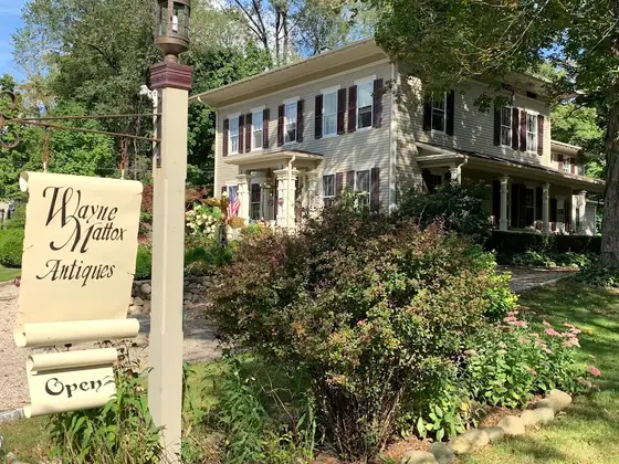 Wayne Mattox Antiques