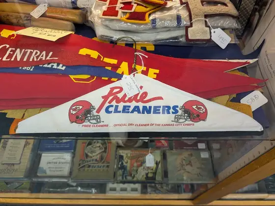WD Pickers Antique Mall