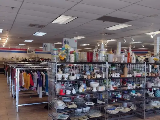 Webster, MA - The Salvation Army Family Store #3904 Store