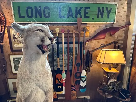 Wide River Antiques & Uniques