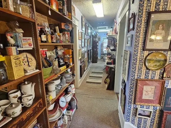 Wine Country Antique Mall
