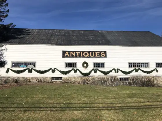 Wolfeboro Antiques And Artisan Barn