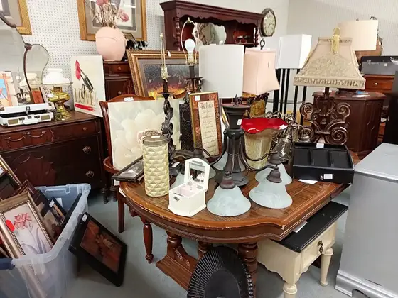 Yarbro's Antique Mall