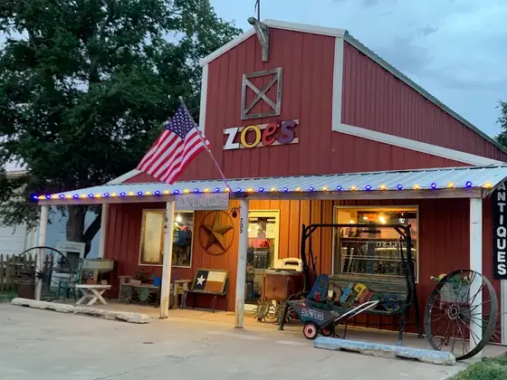 Zoe's Antiques
